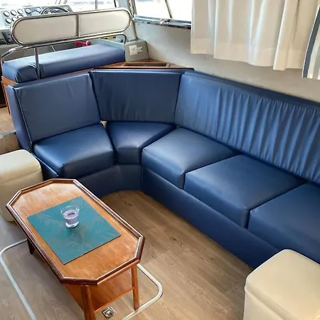 Botel El Yate De La Ria *