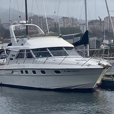 El Yate De La Ria