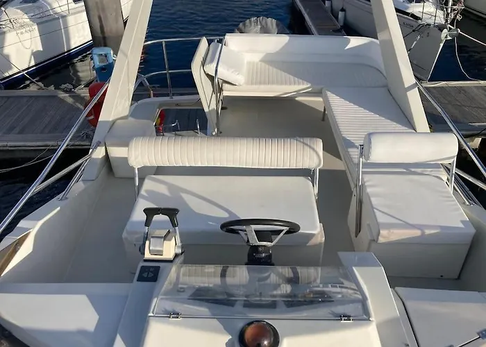 El Yate De Luces * Vigo